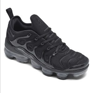 Women’s Nike Air Vapormax Plus Size 10 All Black